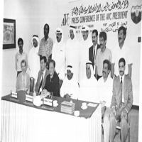 اجتماع محمد حمادة رئيس اتحاد الكرة الطائرة مع ماتسوديارا كون رئيس الاتحاد الاسيوي عام 1993م 