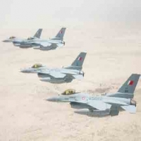 3 طائرات حربية بحرينية من طراز اف 16