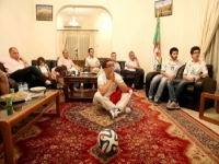 الجزائريون في البحرين يشيدون بأداء المنتخب الجزائري المشرف